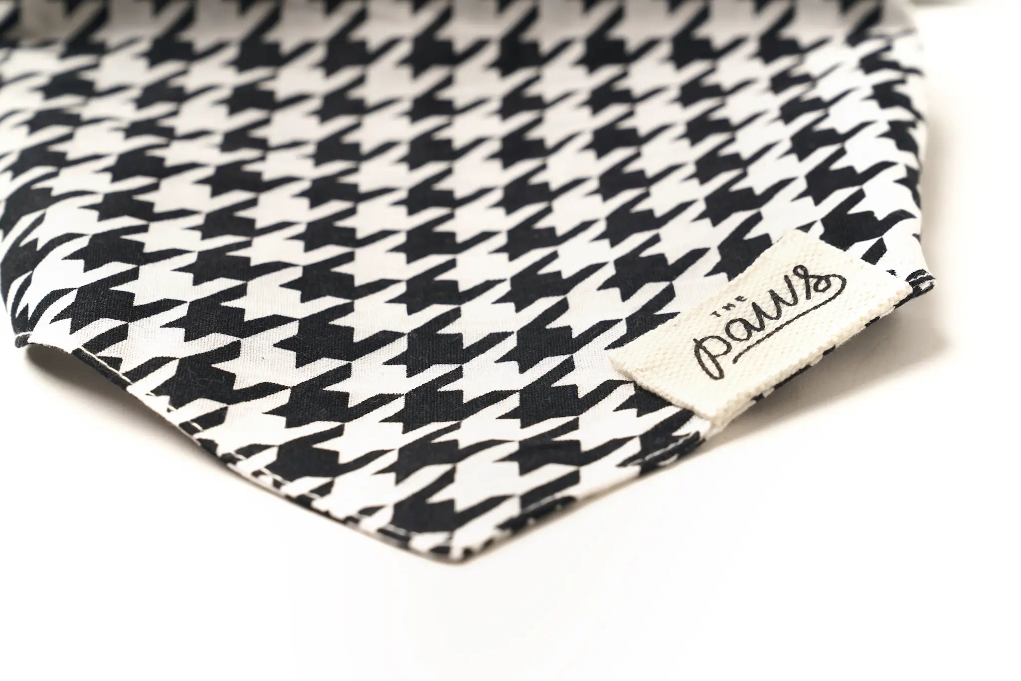 Bandana til hund // Classic Houndstooth // the paws