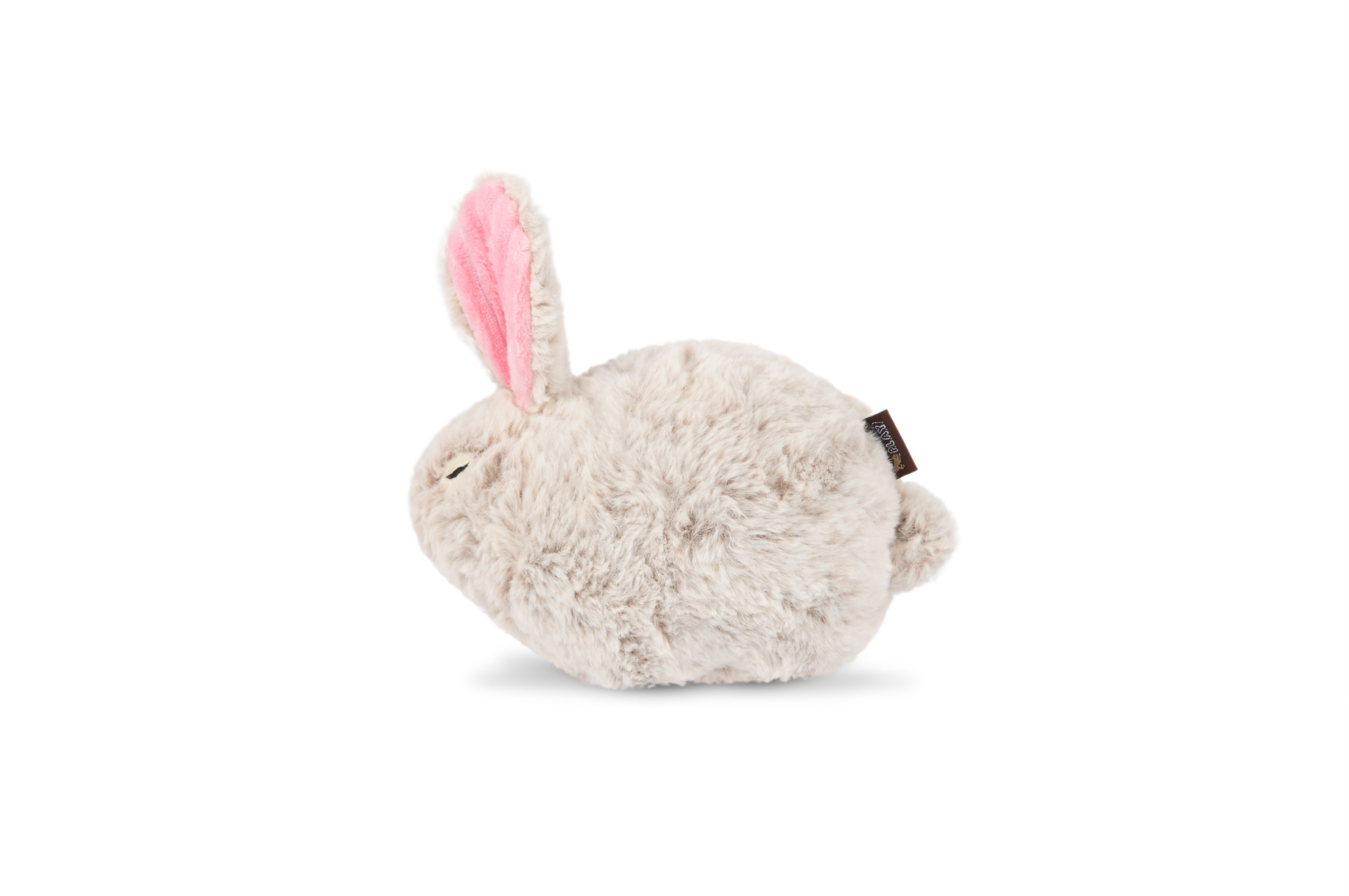 En fin og rund hundeleke med ekstra stor pip og crinkle i kaninørene. Oppleves litt som en ball med ører og pels - supergøy! Og pluss for at en er veldig søt.
